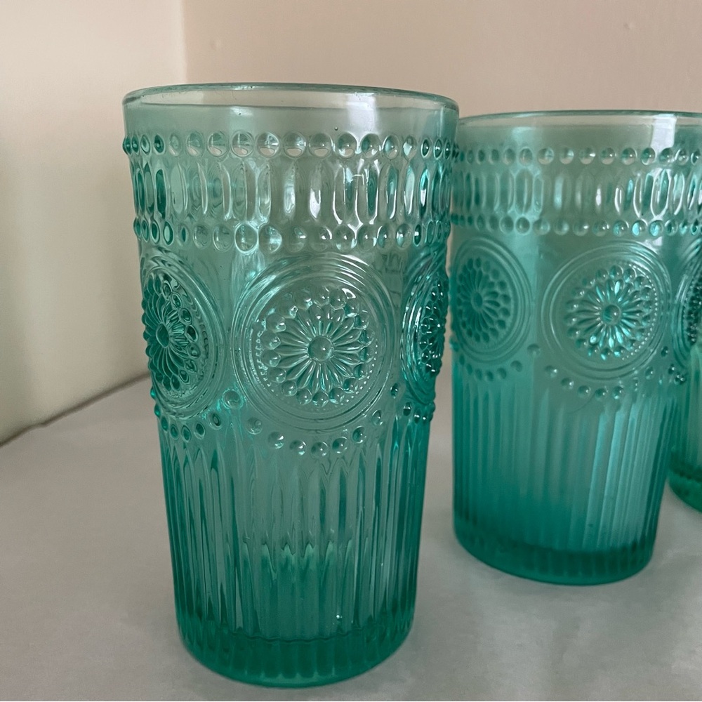 The Pioneer Woman NWOT Vintage Style Blue Glass Hobnail Tumbler Set of 4 - Picture 2 of 7